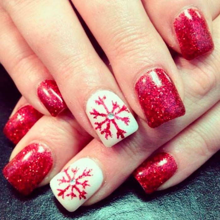 Nail design Christmas-schimmerig-punainen schneeflockchen