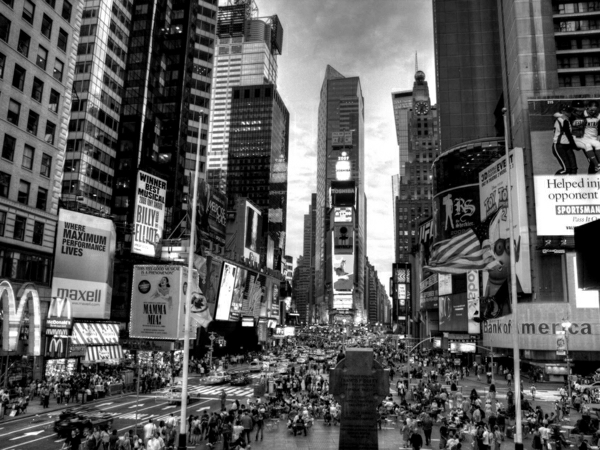 Ню-Йорк-динамично-високи сгради Фото