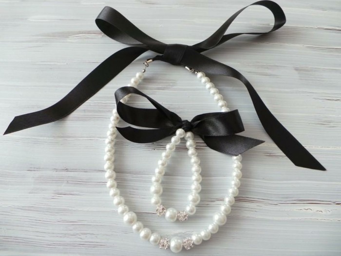 collares de perlas de bricolaje-hacen-dos con-negro-band