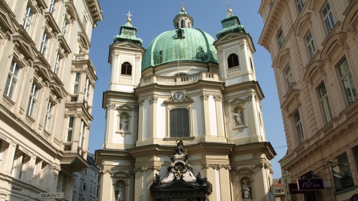 Crkva u-Beču Svetog Petra -Austria-barokno-Jedinstvena-arhitektura