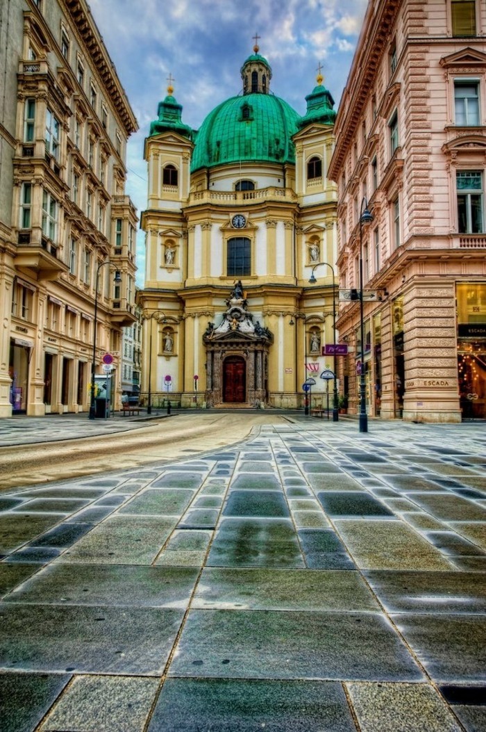 Crkva u-Beču Svetog Petra -Austria-Jedinstvena-barokna arhitektura