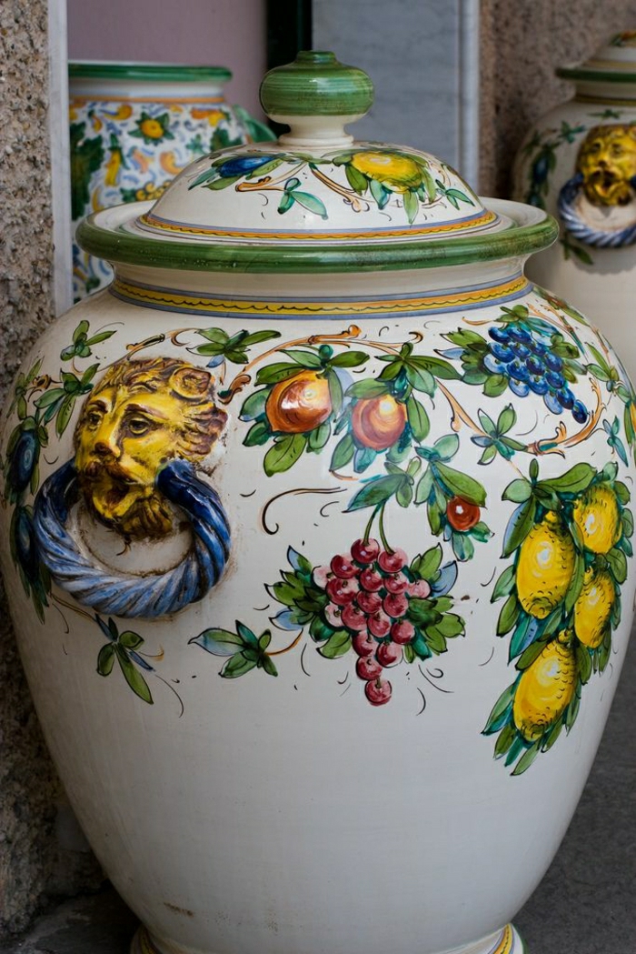 Портофино, Италия и глоба ръчно рисувани керамични артикули ваза