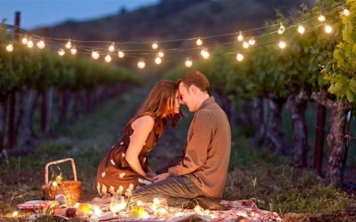 Romanttinen piknik-monia-Scan