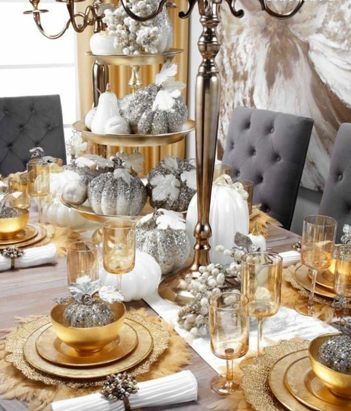 Красива маса декорация-Златна и Сребърна