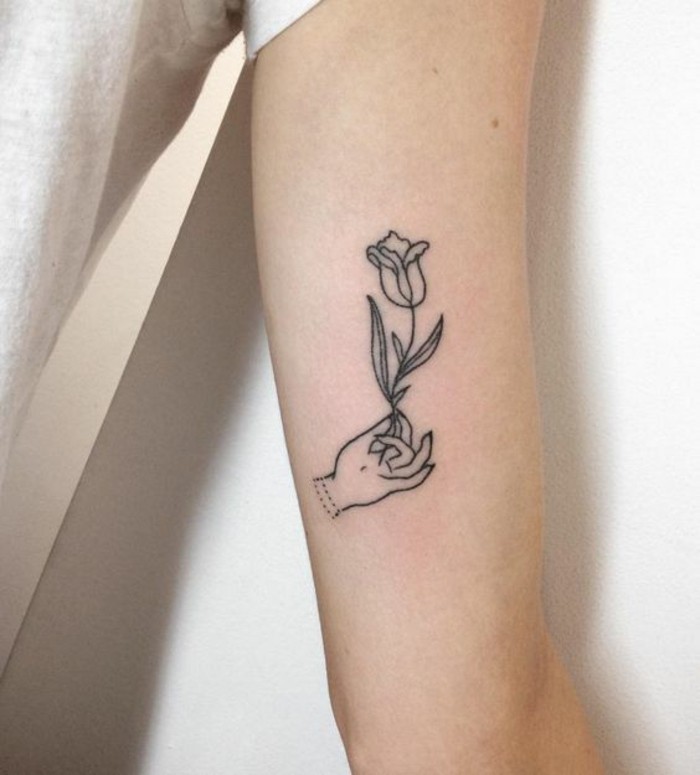 Kaunis tatuointi ideoita-for-naisille kukkia-away