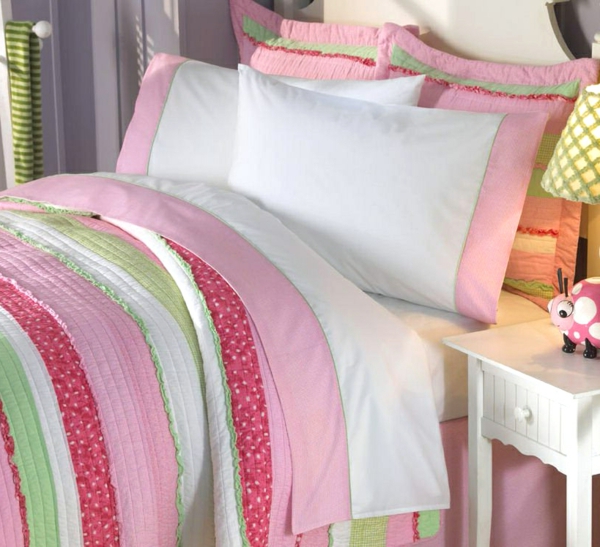 غرف نوم في الوردي الوردي - الفراش