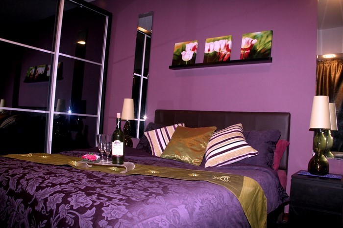 Спалня-лилаво-A-поразителен дизайн