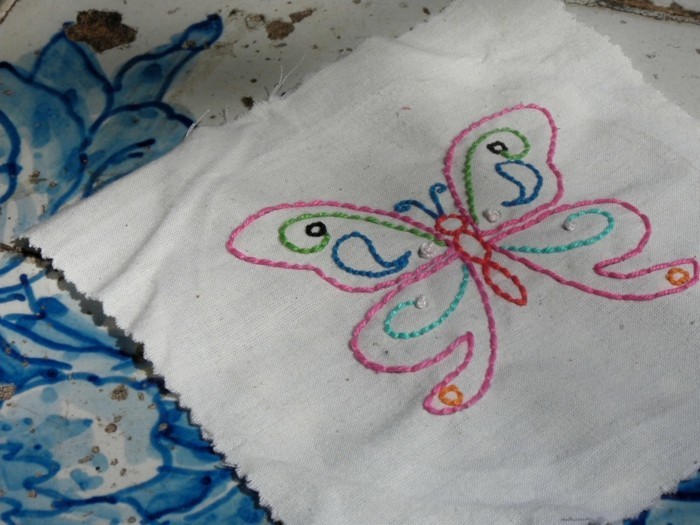 bordar mariposa-Tinker-en el paño