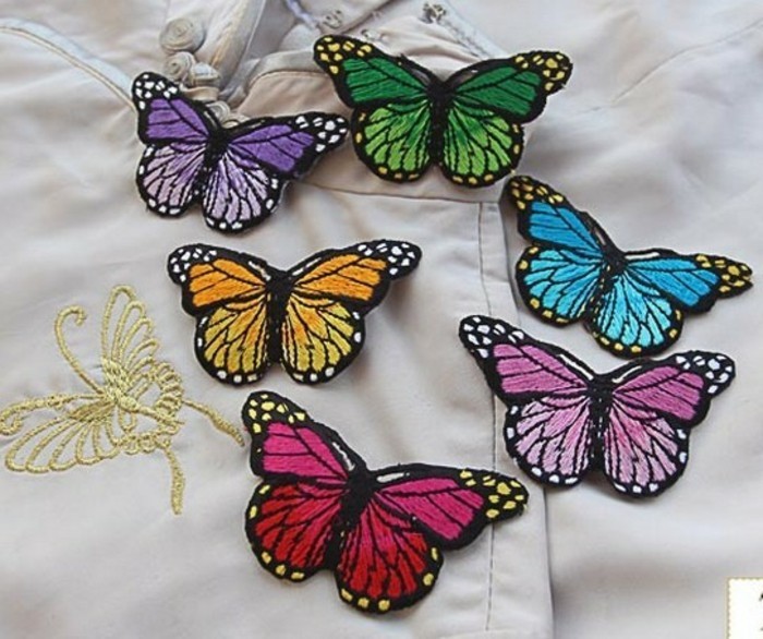 Mariposas-Tinker-en-diferentes-colores