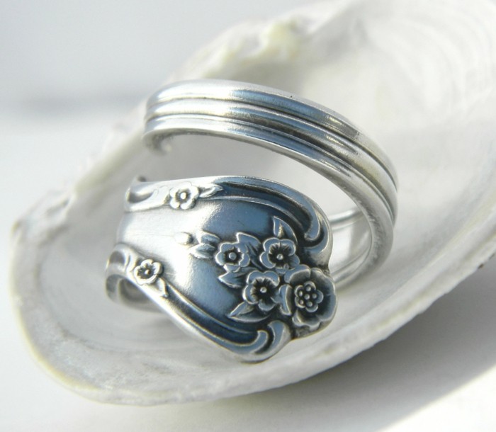 nakit-od-starog-srebrni prsten-of-the-ručka s mekanim-Flowers-motive-