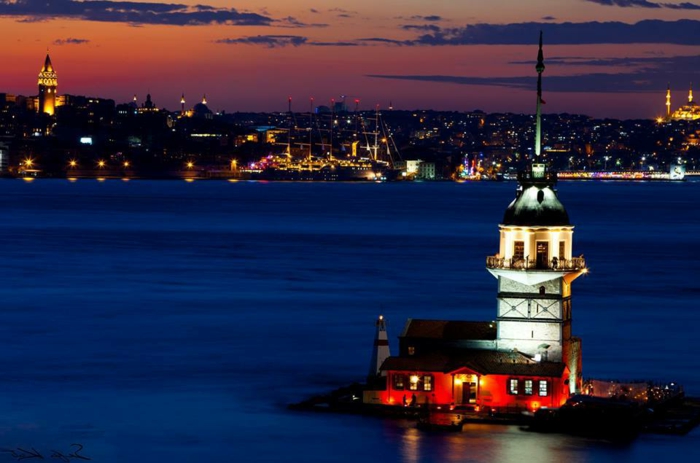 Забележителности на Истанбул Lighthouse на-Maiden кулата