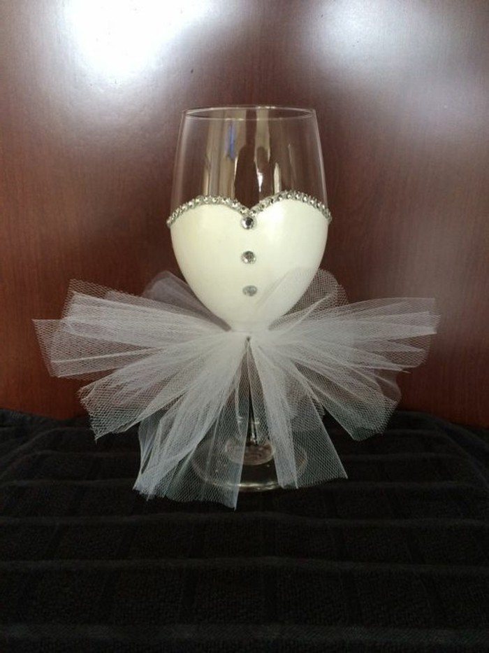 verre de champagne avec-dragueur Décoration appropriée-pour-mariage