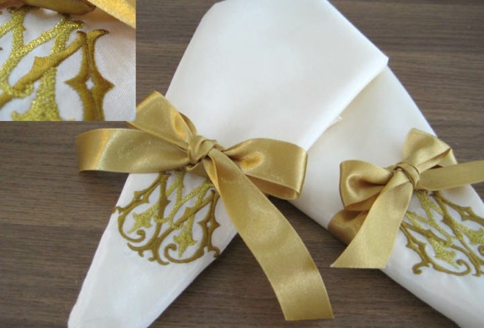 餐巾餐桌装饰与 - 金卷