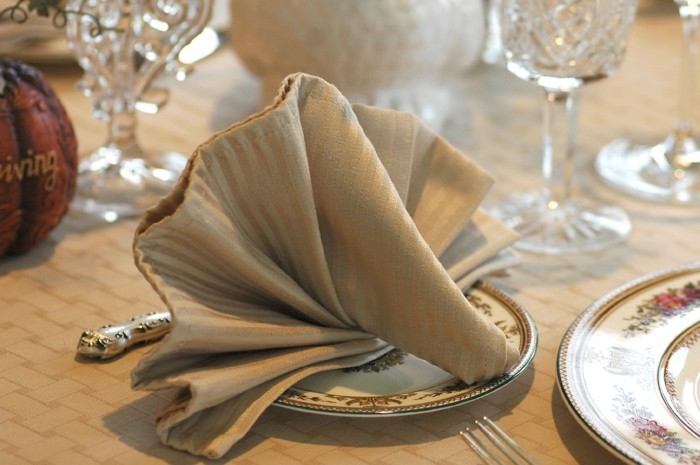 餐巾餐桌装饰，作为一种蛤