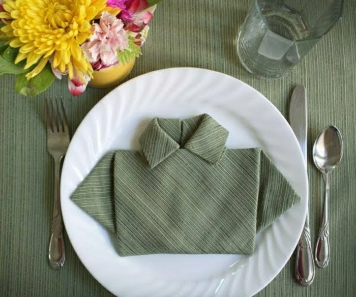 餐巾表单的示例-衬衫
