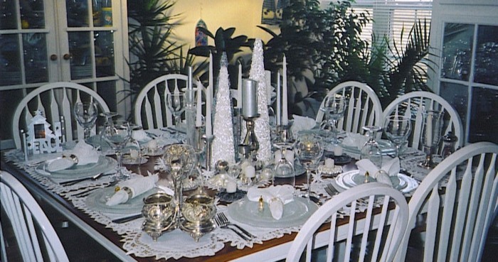 Srebrna vjenčanje stol ukras sunčan svijeća-u-sredini