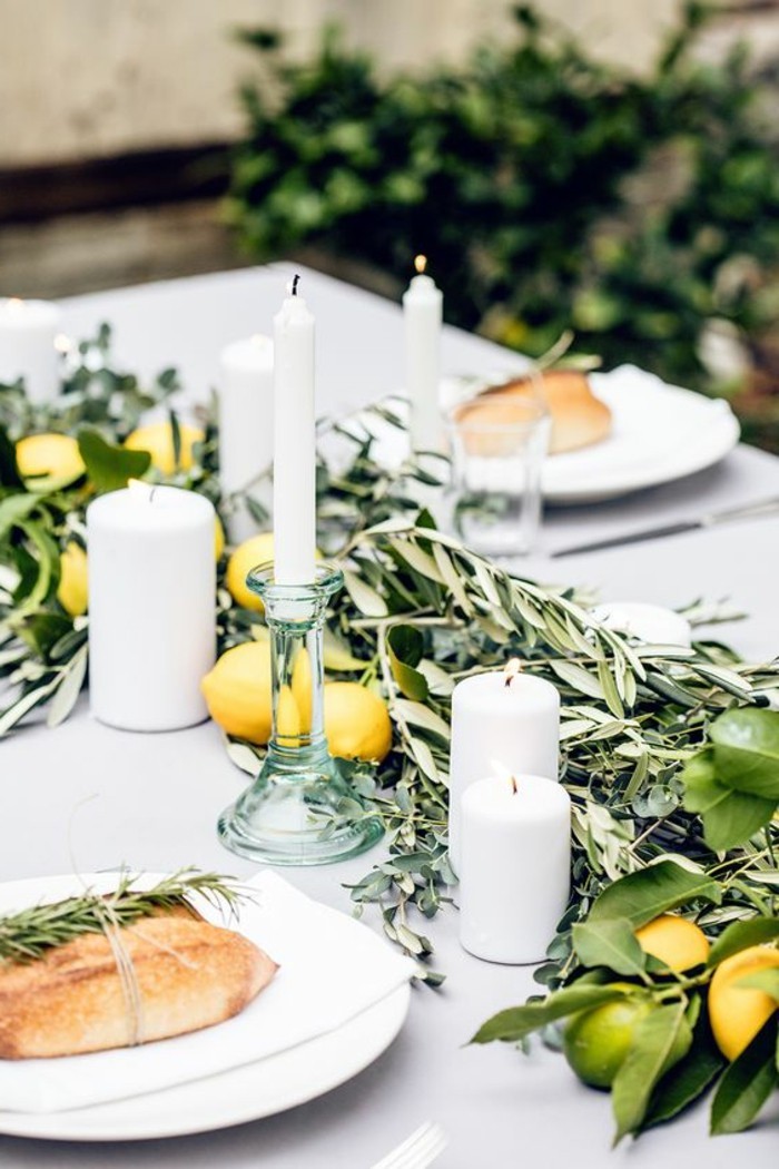 Sažetak stol ukras i limun maslinovo i svijeće
