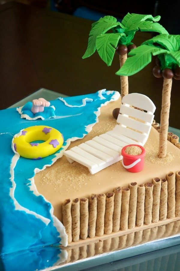 समुद्र तट और हथेलियों सजावट की एक केक विचार