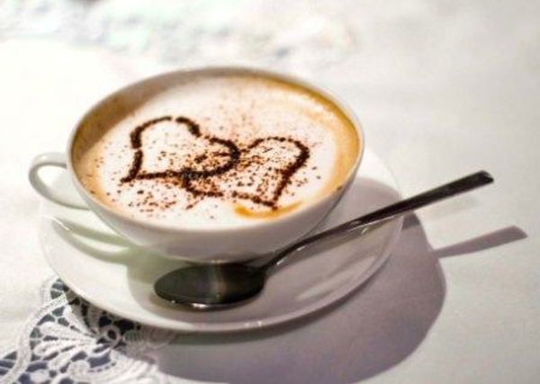 Egy csésze kávé két szív-idea-for-dekoráció