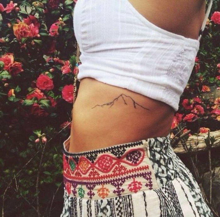 Τατουάζ μοτίβα-όπως-a-βουνό