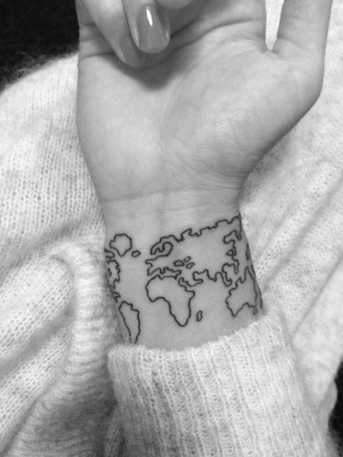 Дясната китка на карта на света оригинален татуировка идеи