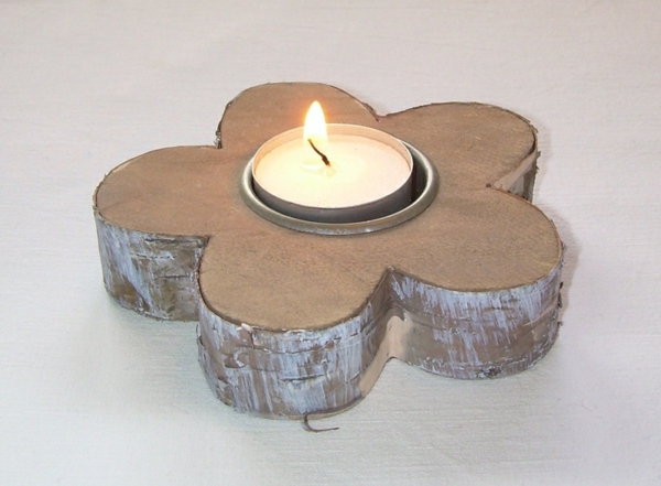 дървена куфарска украса - елегантна декорация на маса със свещи
