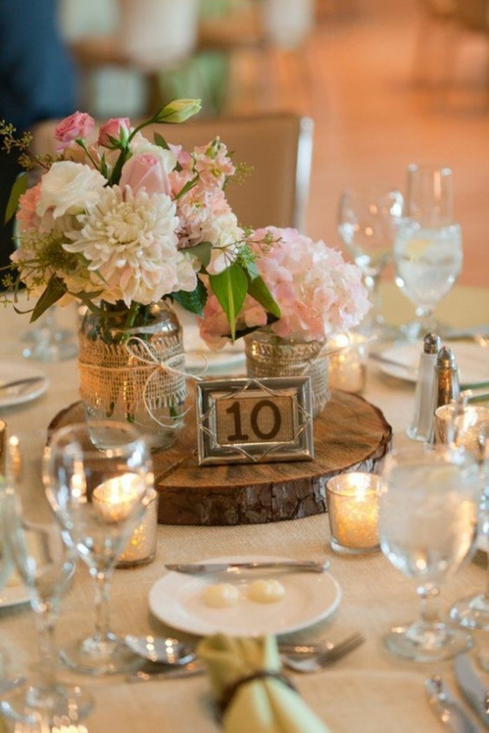 Asztali dekoráció fa szív-és vázák