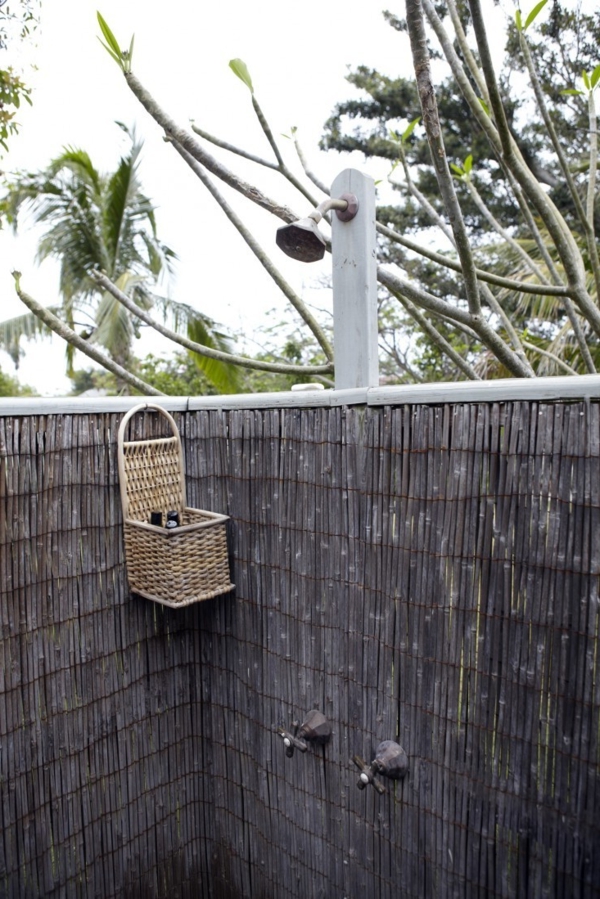 Mampara de ducha de bambú al aire libre