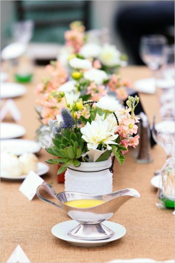 Vintage vjenčanje-fantastični-Blumendeko po stolu