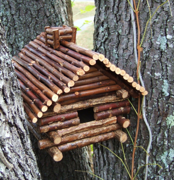-Vogel podstava kuću od drva sama odluka ideja