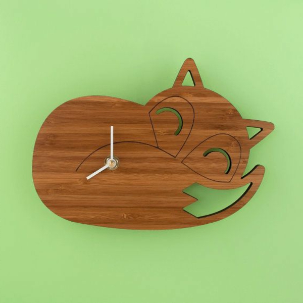 Стена часовник-от-дърво-като-а-Cat декорация идея