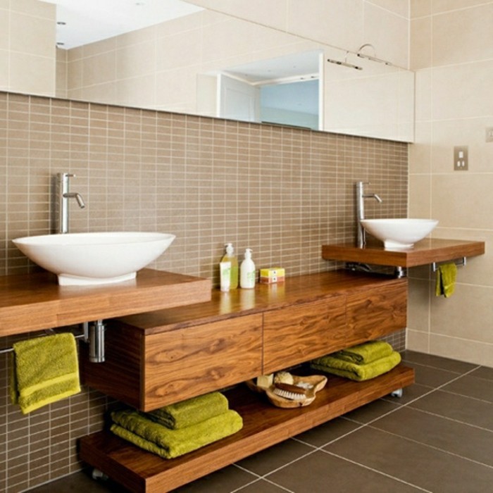 Lavabo-panneau de bois-massif et bois-salle de bain