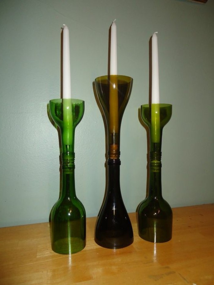 Vino boce kao svijećnjaci korištenja DIY projekt