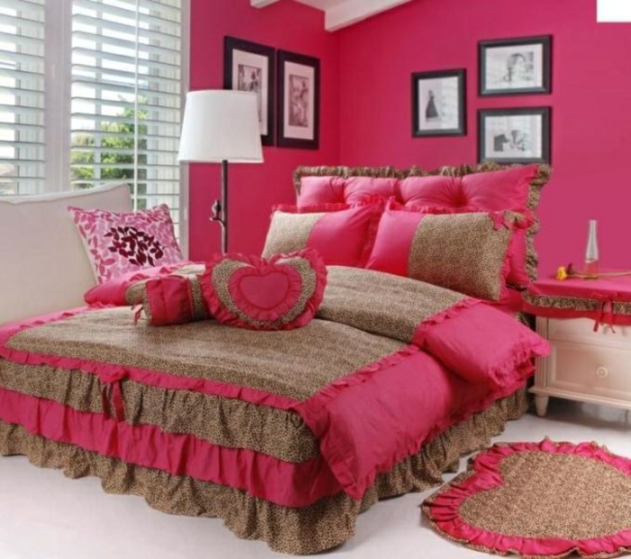 Текущ-2015-покривка за легло-романтично-кафяво-розово сърце