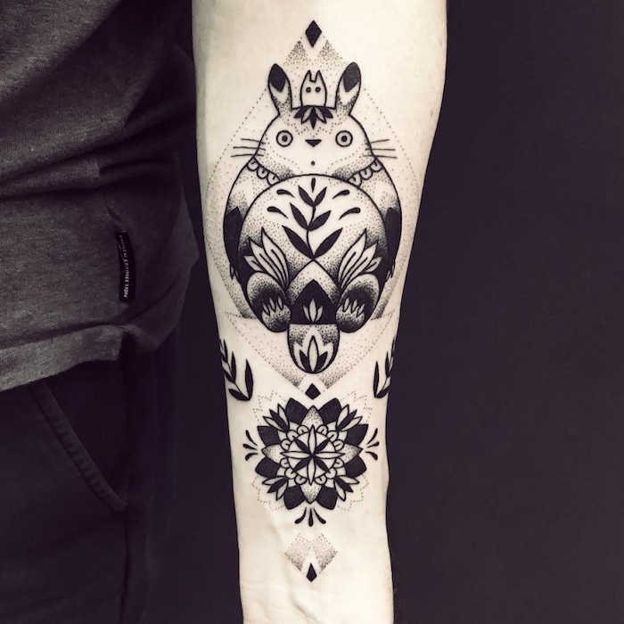 Tattoo geometric, Mandala Tattoo, junak iz anime Studio Giblija, mog susjeda Totoro