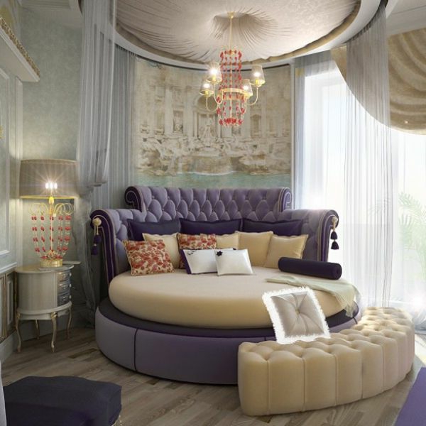 Aristokratska spavaća soba s glavom u ljubičastoj boji