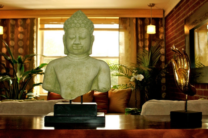 Azijski-wohnideen-Buddha-kip-jako-zanimljivo