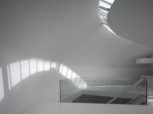 наперен-минималистичен архитектура-стълби