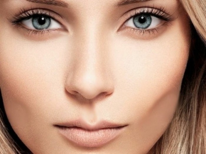 μάτι-μακιγιάζ-φυσική-look-naturel-όμορφα-γυναίκα-ξανθιά-μπλε-μάτια