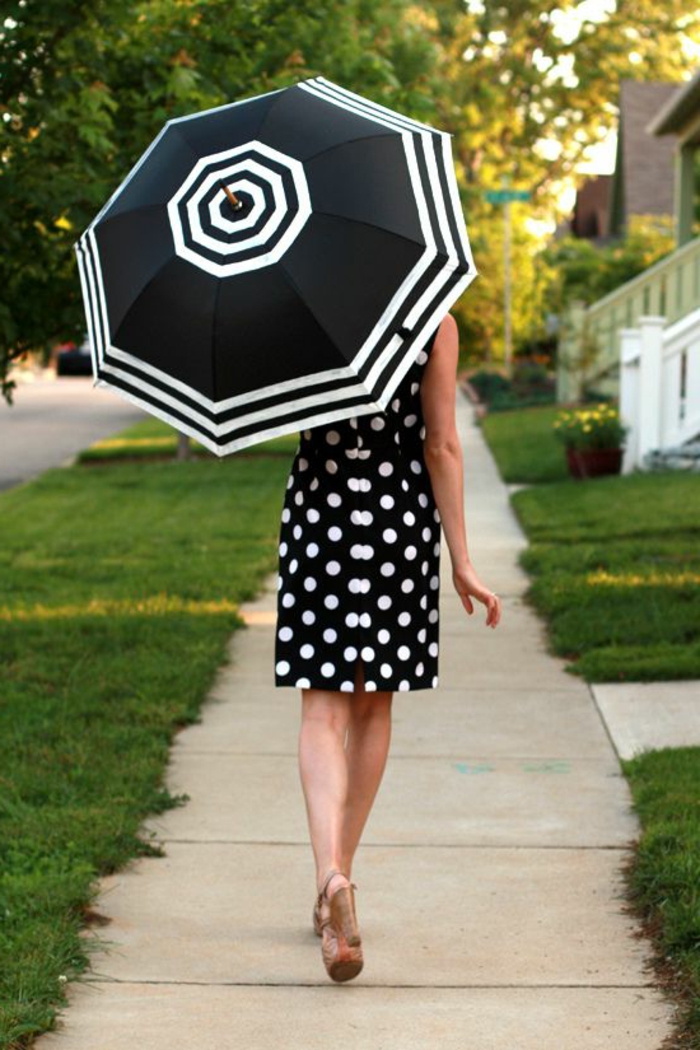 фантазия чадъри-красива-модел-съчетани-с-а-рокля