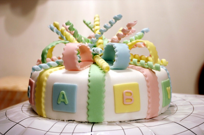 baby-torta szép-színes-modell