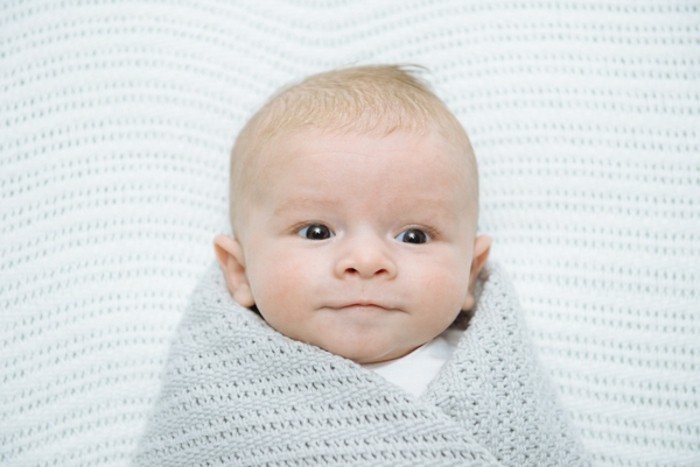 одеало бебе плетиво и-любимата-чревната обвивка