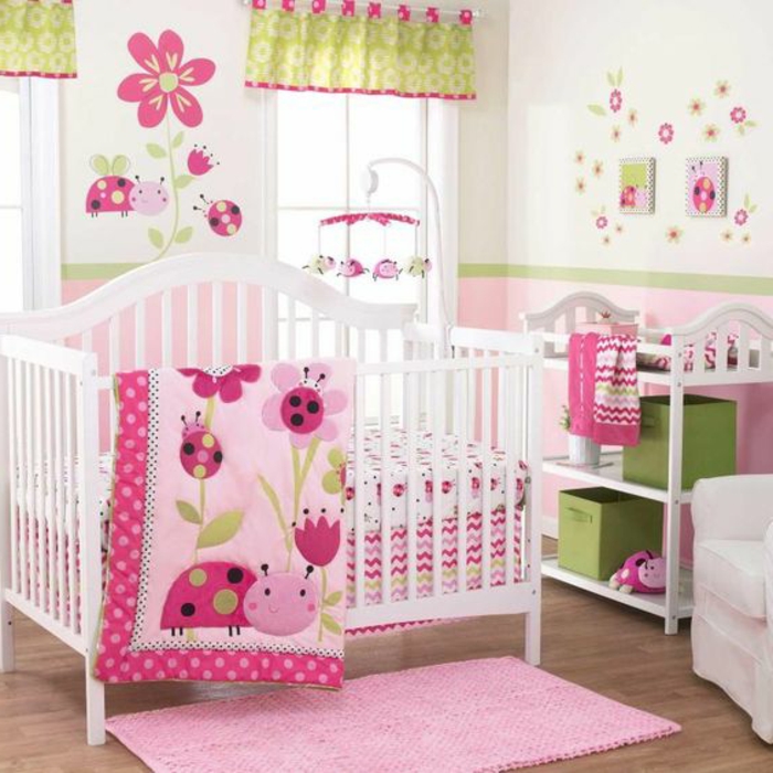 غرفة الطفل رمادي وردي جميع ألوان الطبيعة في الحضانة فتاة وردي أخضر أصفر الخنفساء ديكور الزهور
