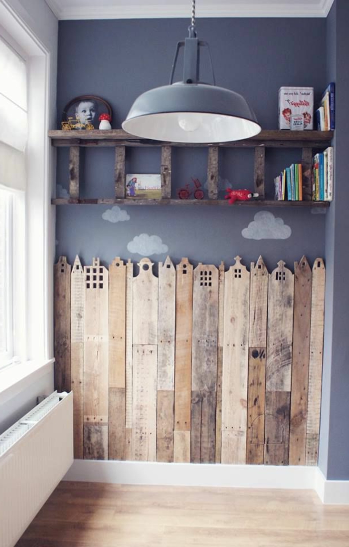 planches Babyroom-design en bois-à le mur