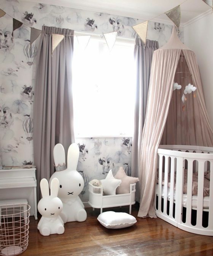 детска стая декориране на идеи с зайче и звезди две легла в стаята за бебе момиче