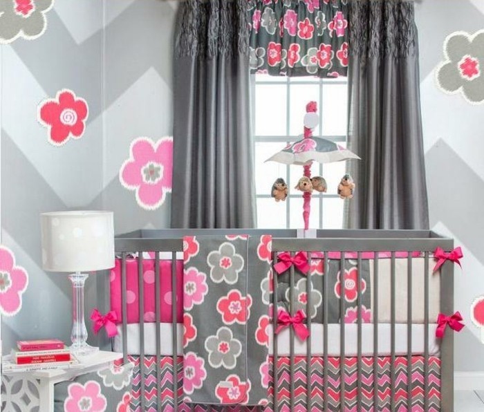 habitación recién nacido-modelo-en-azul-y-rosa-bebé-cuna
