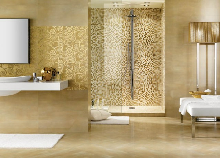 fürdőszoba-megjelenés-mozaik-arany színű, korszerűsítik
