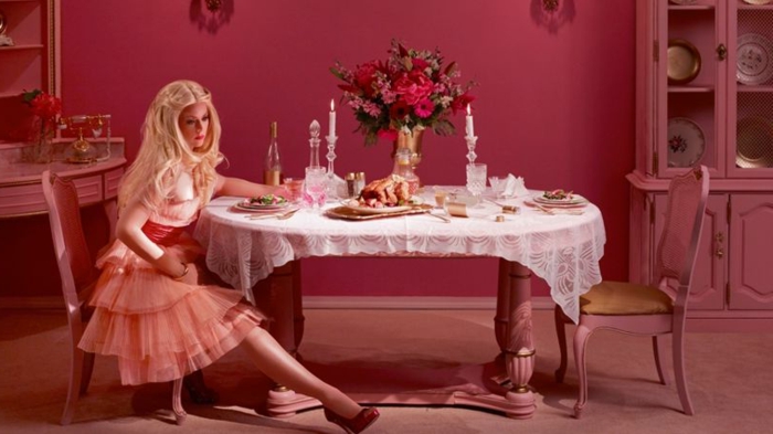 Barbie kuću-blagovaona-u-roza