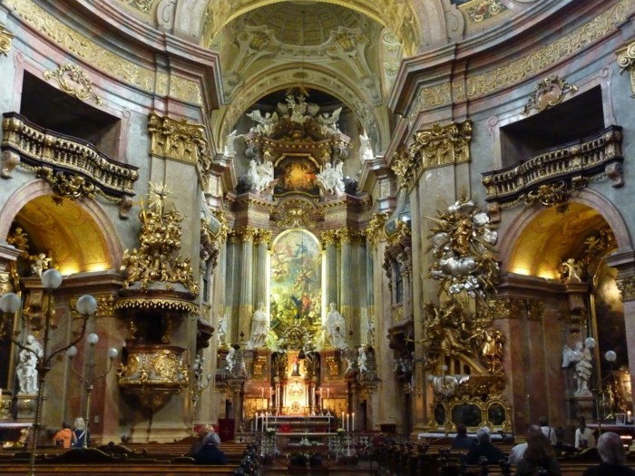 barroco-epoche-Peterskirche-en-Viena-Austria