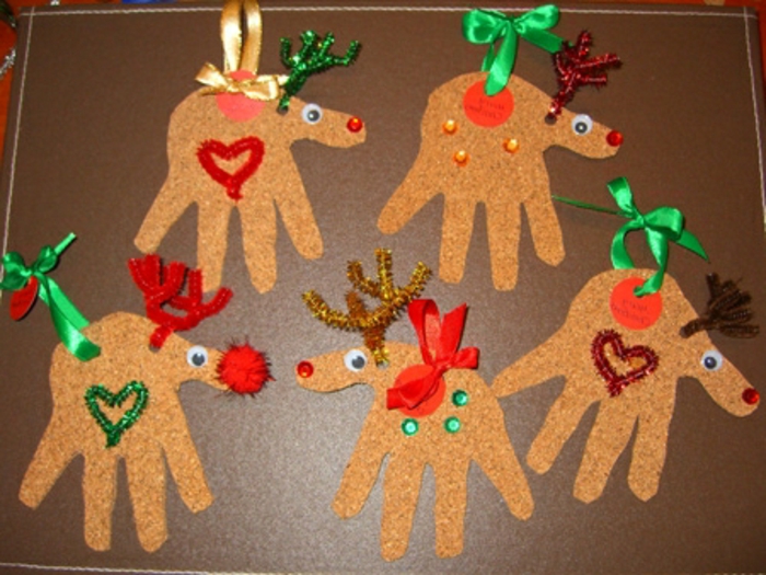 kézműves ötletek-karácsonyt-sok-dekorációk